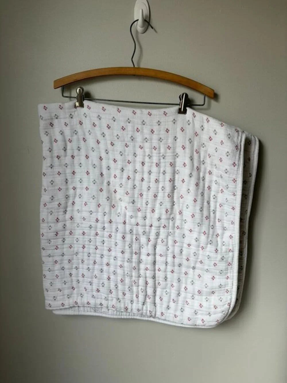 Aden + Anais Essentials Muslin Cotton Blanket